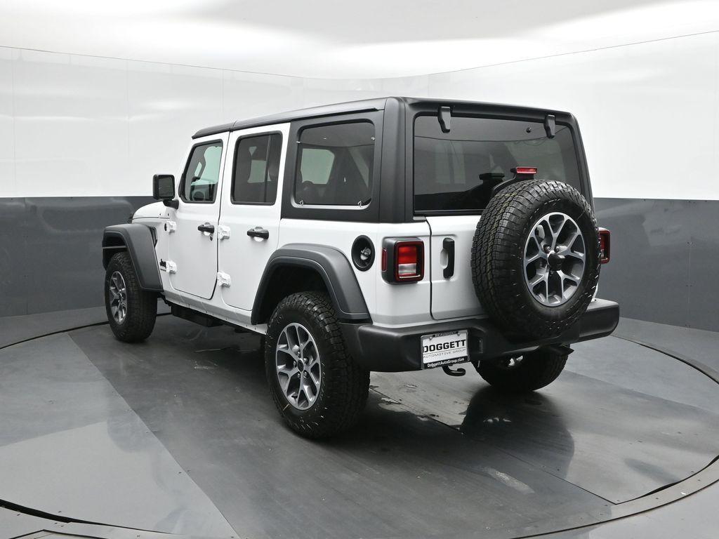 new 2026 Jeep Wrangler car, priced at $41,342