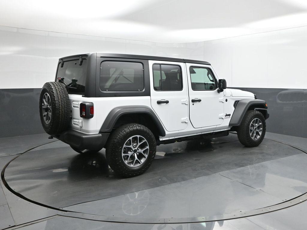 new 2026 Jeep Wrangler car, priced at $41,342