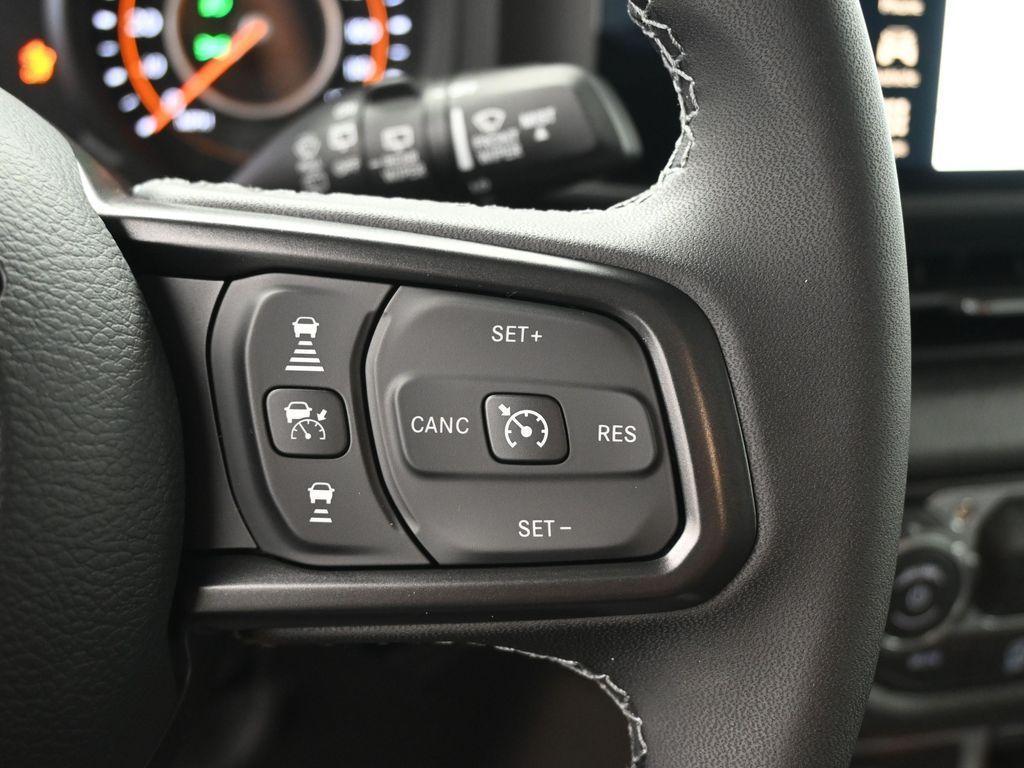 new 2026 Jeep Wrangler car, priced at $41,342