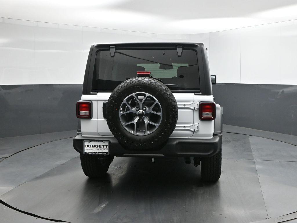 new 2026 Jeep Wrangler car, priced at $41,342