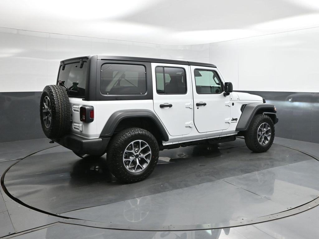 new 2026 Jeep Wrangler car, priced at $41,342