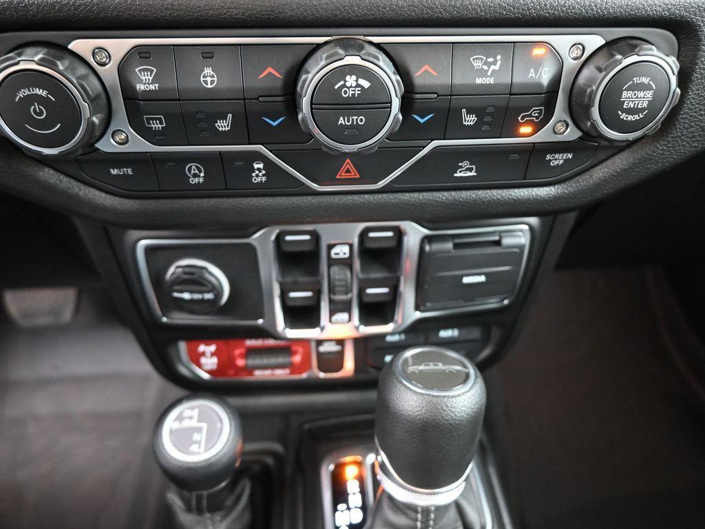 new 2026 Jeep Gladiator car, priced at $47,118