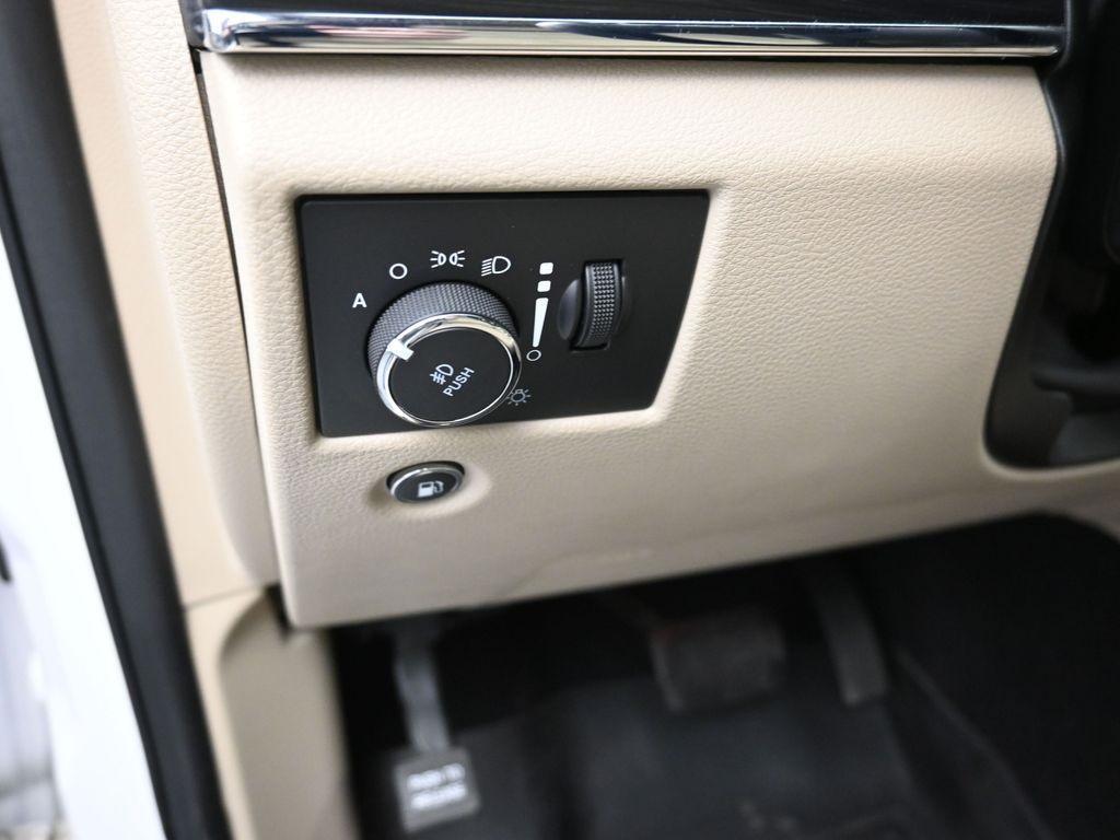 used 2020 Jeep Grand Cherokee car, priced at $21,431