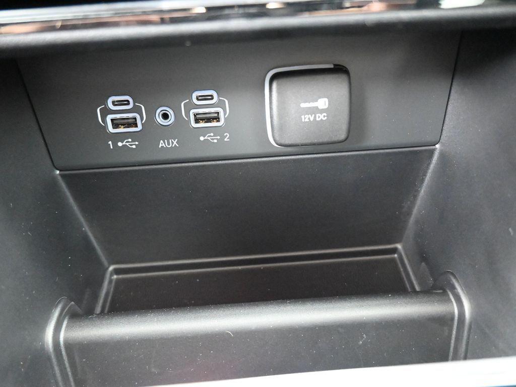 new 2026 Jeep Grand Cherokee car, priced at $43,866