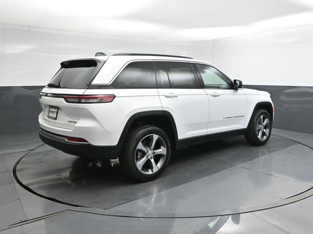 new 2026 Jeep Grand Cherokee car, priced at $43,866