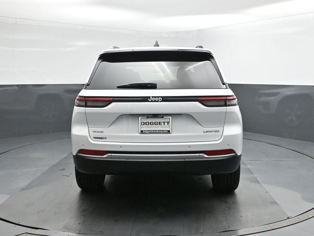 new 2026 Jeep Grand Cherokee car, priced at $43,866