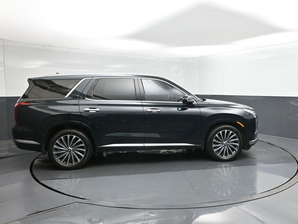 used 2025 Hyundai Palisade car, priced at $42,095