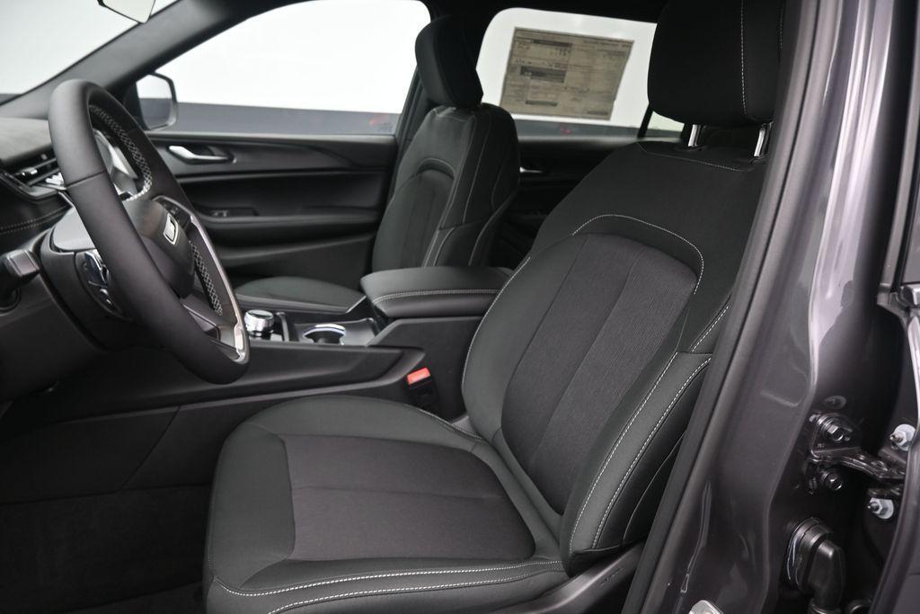 new 2026 Jeep Grand Cherokee L car, priced at $41,811