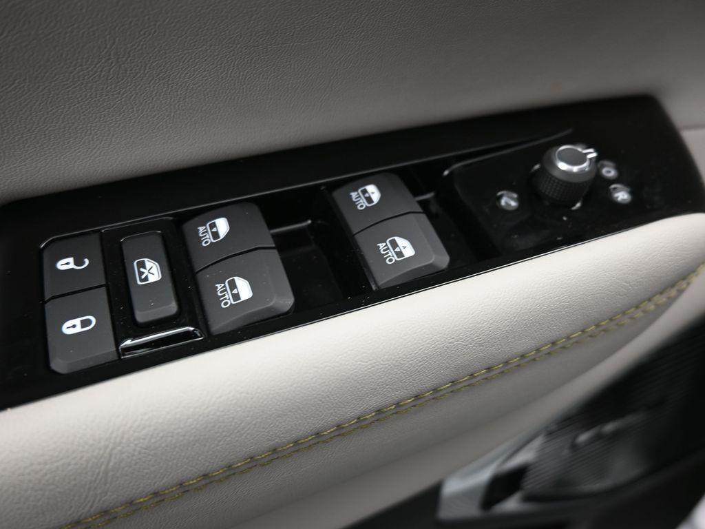 new 2026 Jeep Grand Wagoneer car, priced at $77,136