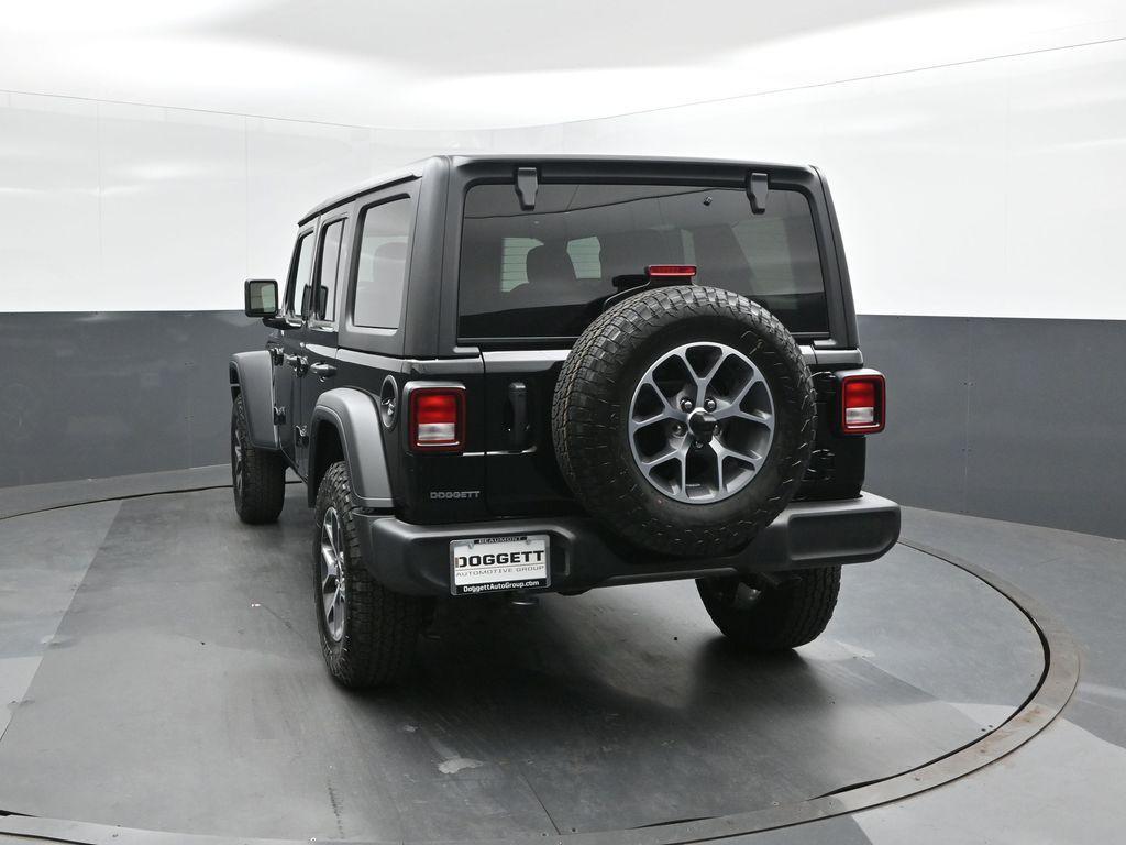 new 2025 Jeep Wrangler car, priced at $41,393
