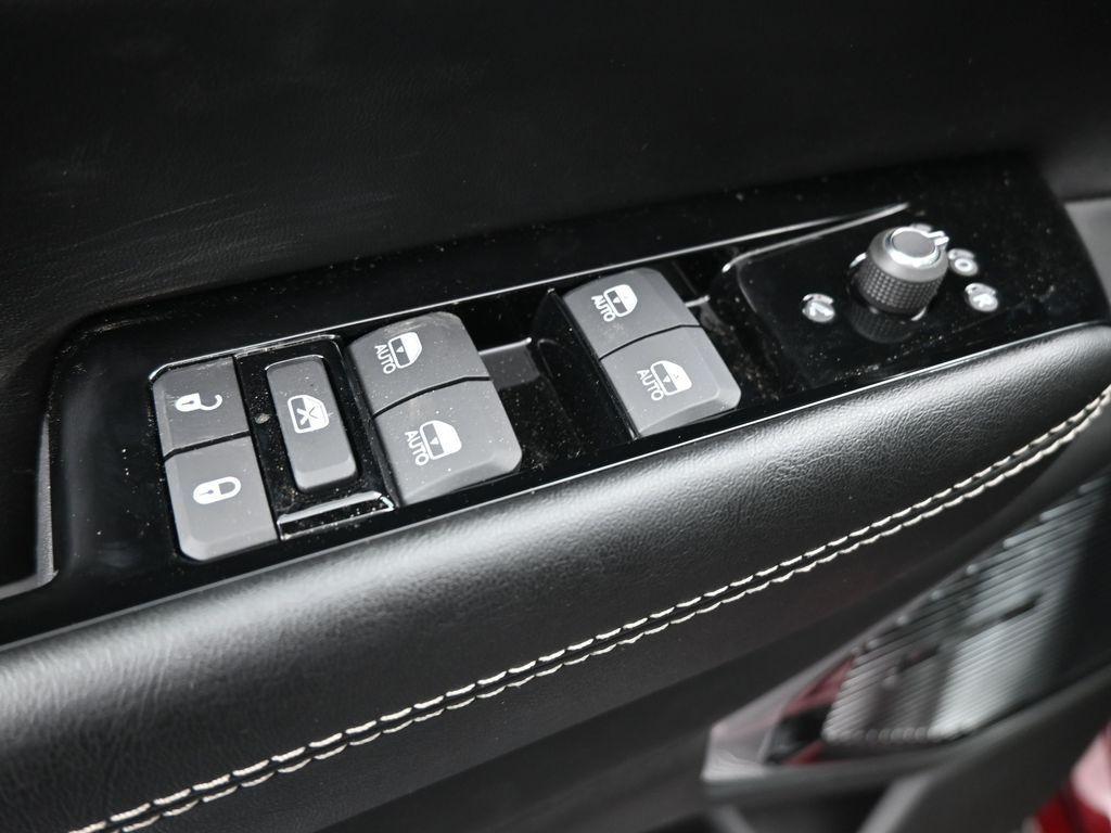 new 2026 Jeep Grand Wagoneer car, priced at $73,739