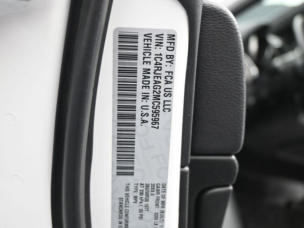 used 2021 Jeep Grand Cherokee car, priced at $19,661