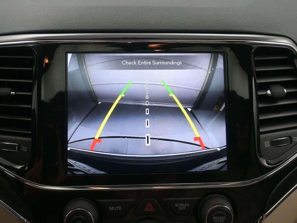 used 2021 Jeep Grand Cherokee car, priced at $24,987