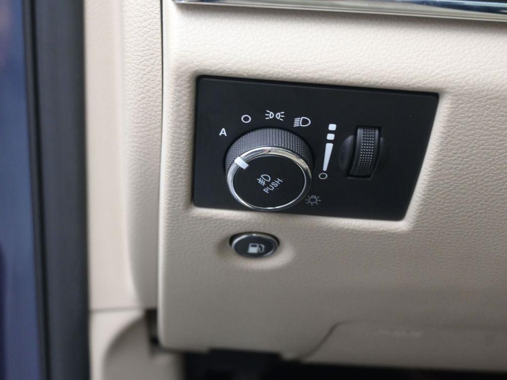 used 2021 Jeep Grand Cherokee car, priced at $24,987