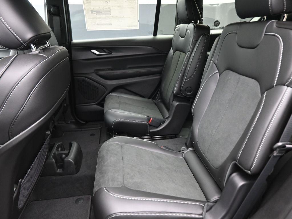 new 2025 Jeep Grand Cherokee L car, priced at $47,644