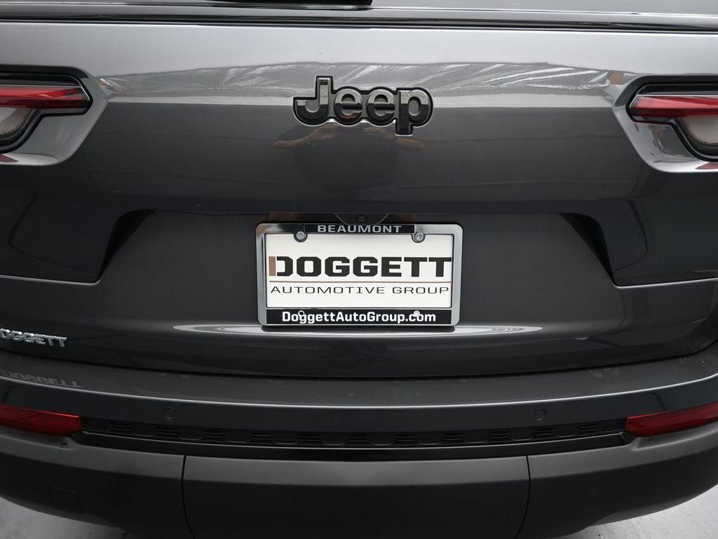 new 2025 Jeep Grand Cherokee L car, priced at $47,644