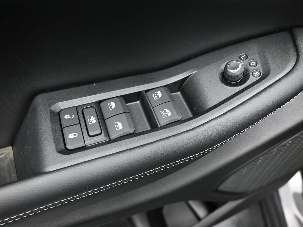 new 2025 Jeep Grand Cherokee L car, priced at $47,644