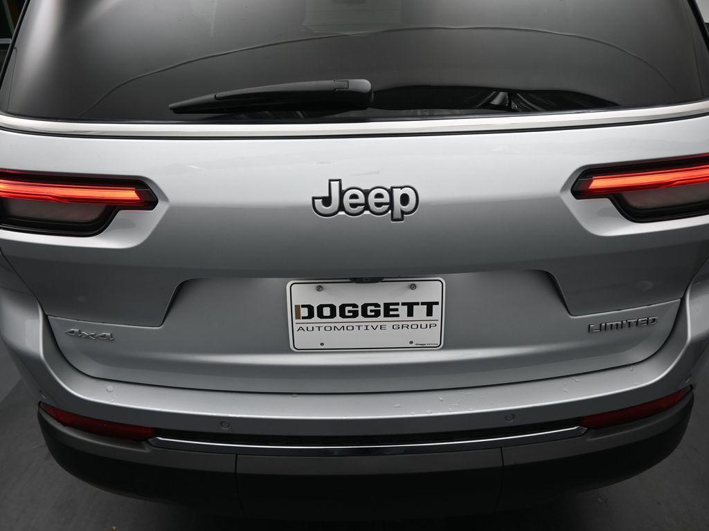 used 2024 Jeep Grand Cherokee L car, priced at $30,755