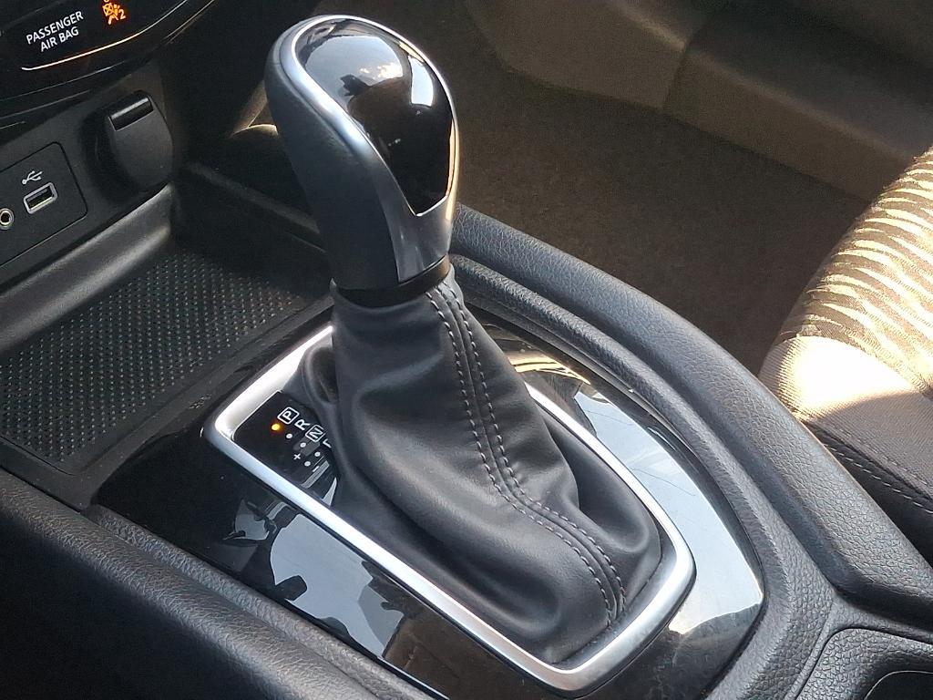 used 2020 Nissan Rogue car, priced at $17,670