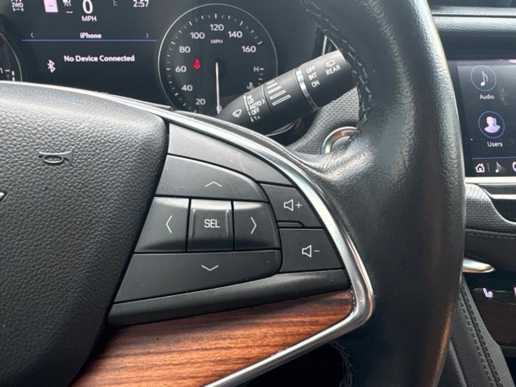 used 2020 Cadillac XT5 car, priced at $25,975