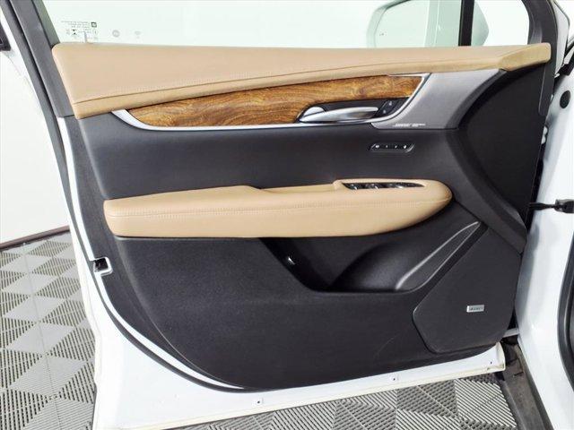 used 2020 Cadillac XT5 car, priced at $30,997