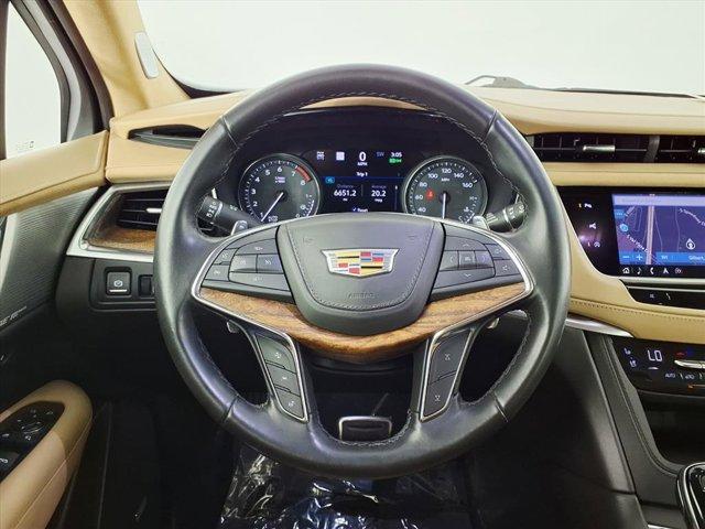 used 2020 Cadillac XT5 car, priced at $30,997