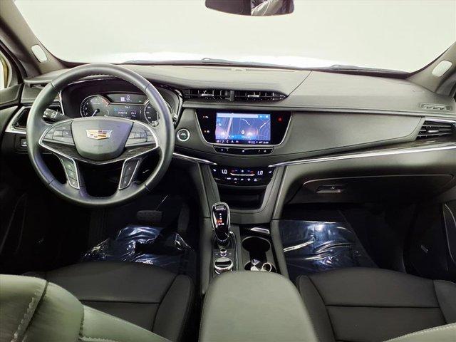 used 2021 Cadillac XT5 car, priced at $32,997