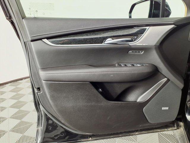 used 2021 Cadillac XT5 car, priced at $32,997