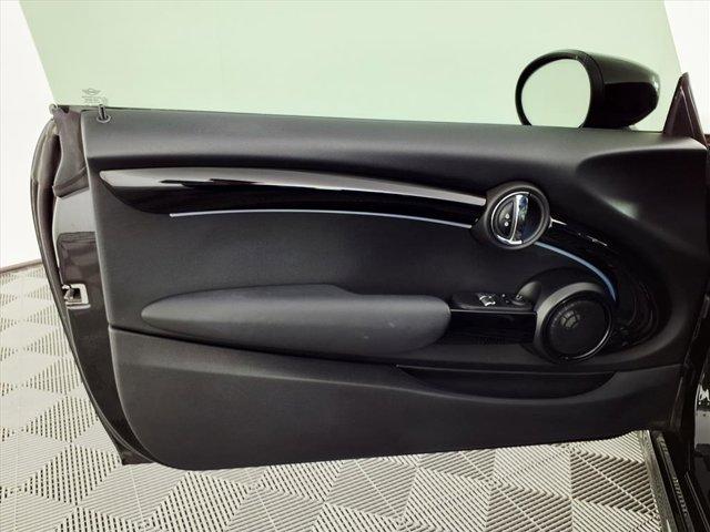 used 2023 MINI Hardtop car, priced at $25,997