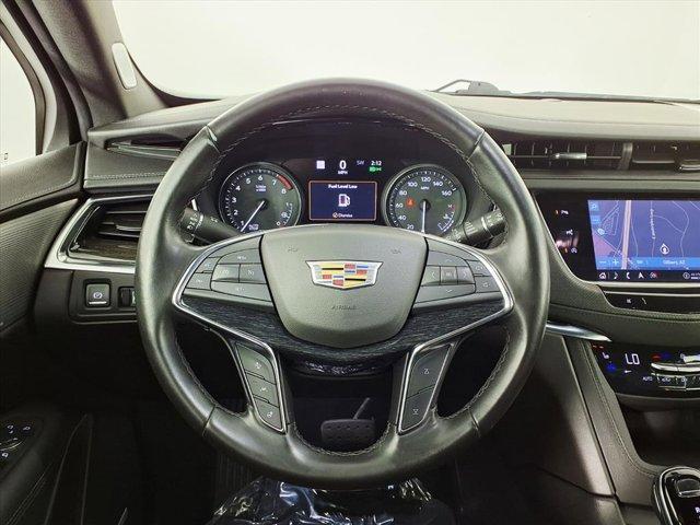 used 2022 Cadillac XT5 car, priced at $36,997