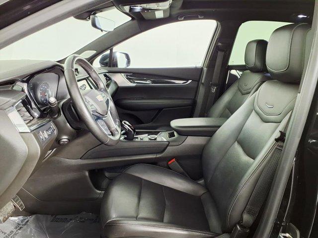 used 2022 Cadillac XT5 car, priced at $36,997