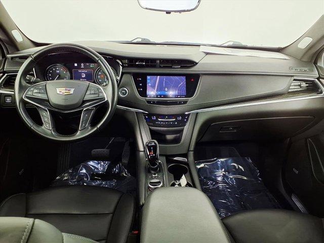 used 2022 Cadillac XT5 car, priced at $36,997