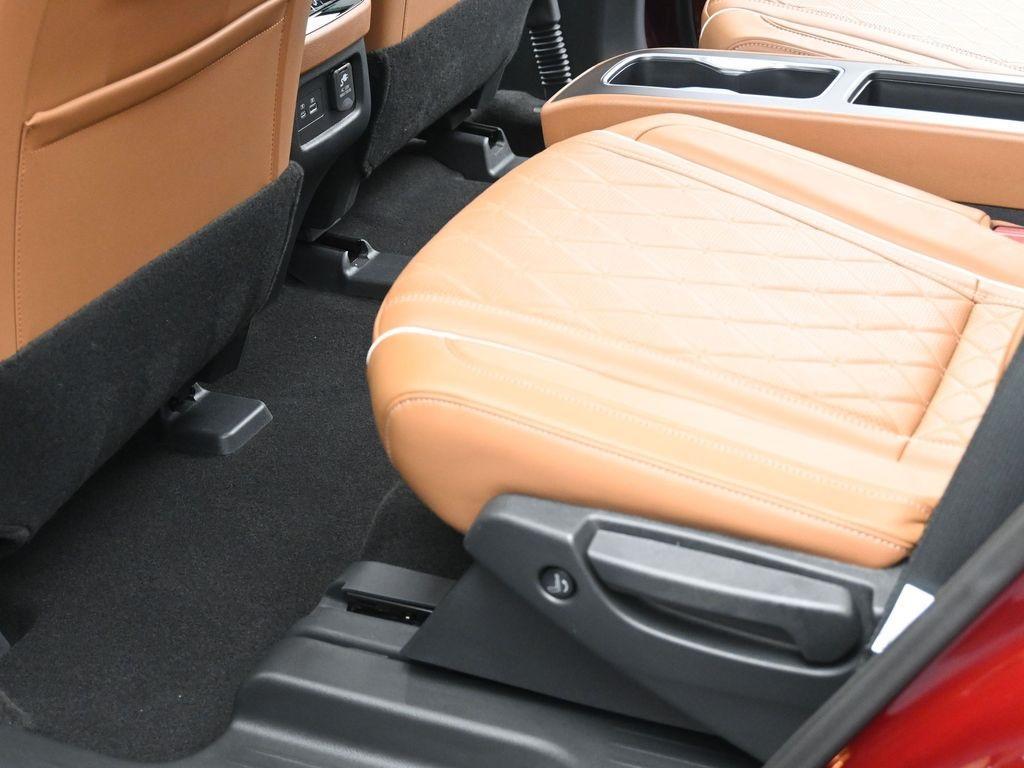 used 2025 INFINITI QX60 car, priced at $58,000