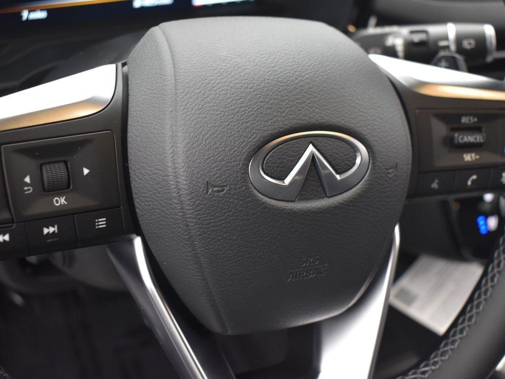 used 2025 INFINITI QX60 car, priced at $58,000