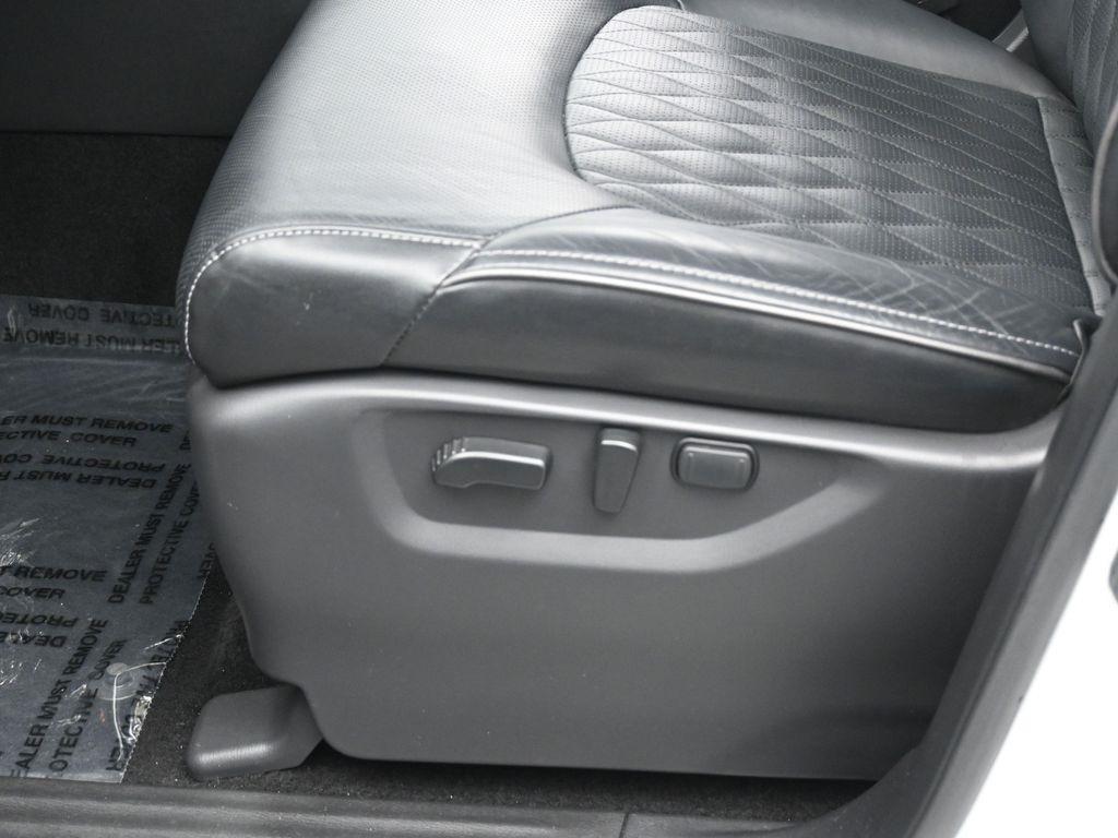 used 2022 INFINITI QX80 car, priced at $43,000