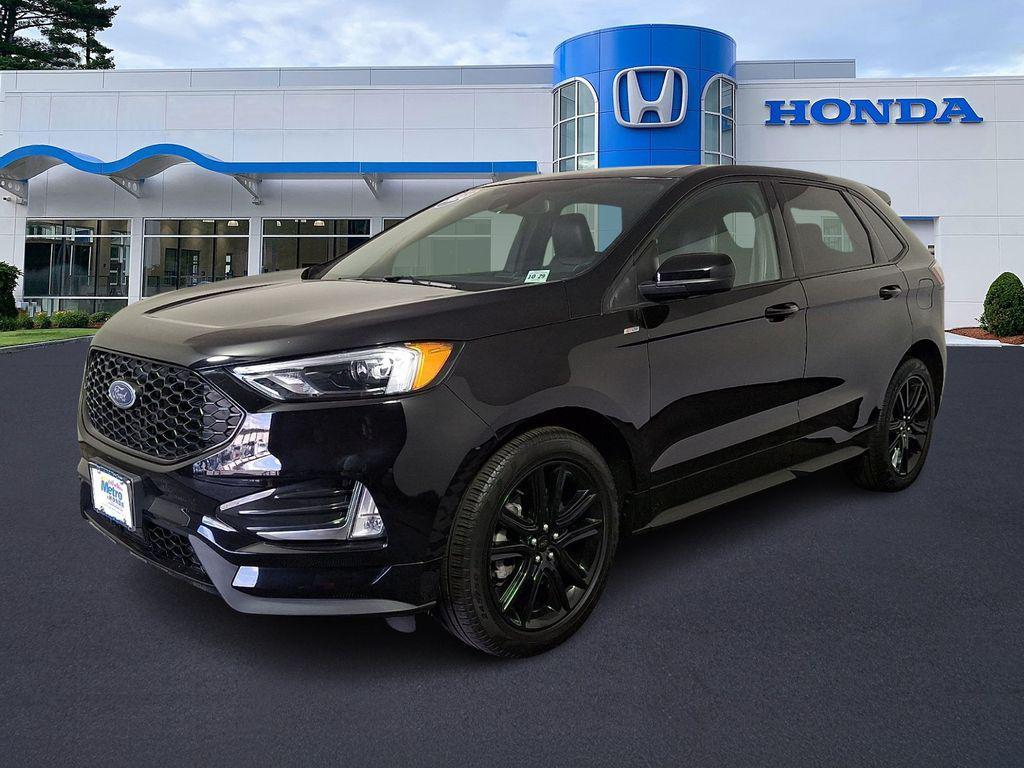 used 2024 Ford Edge car, priced at $30,895