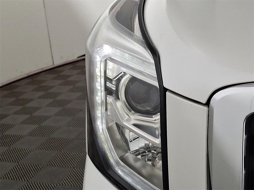 used 2020 GMC Yukon car, priced at $28,688