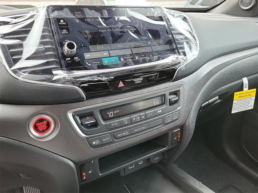 new 2025 Honda Ridgeline car, priced at $44,885