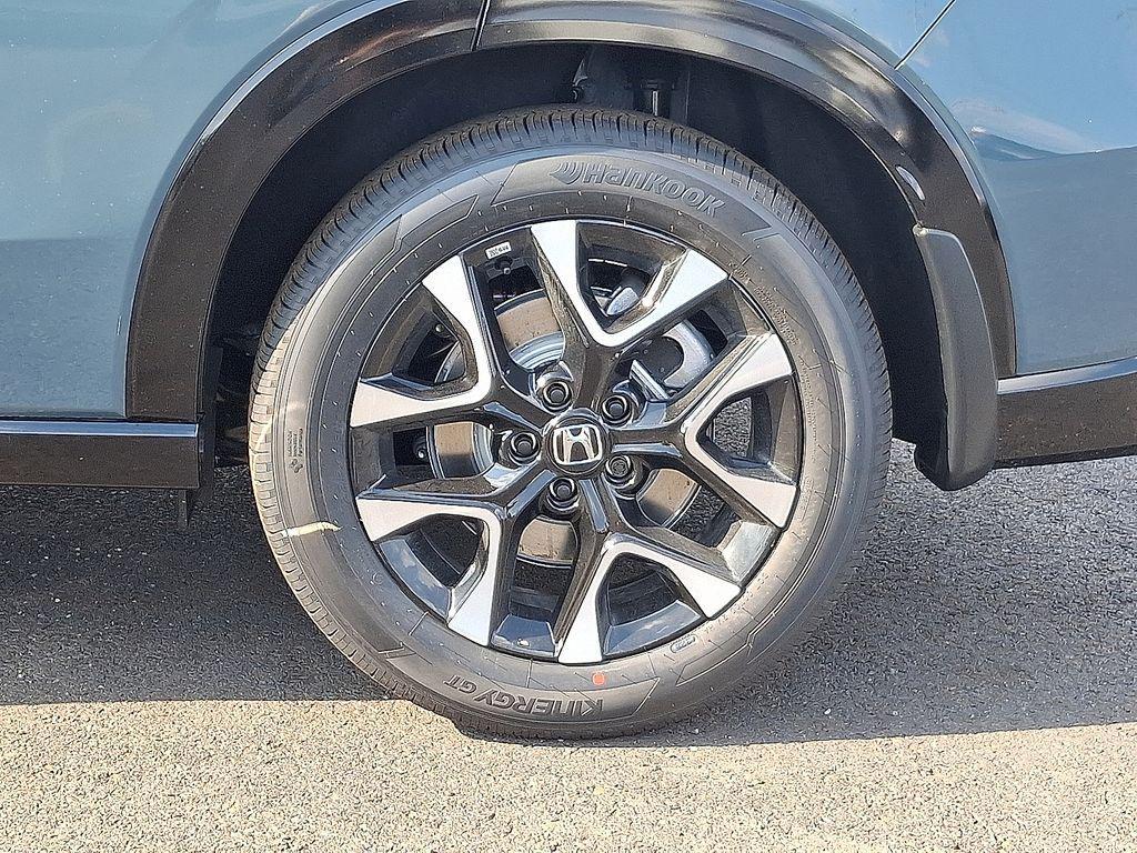 new 2026 Honda HR-V car, priced at $33,755