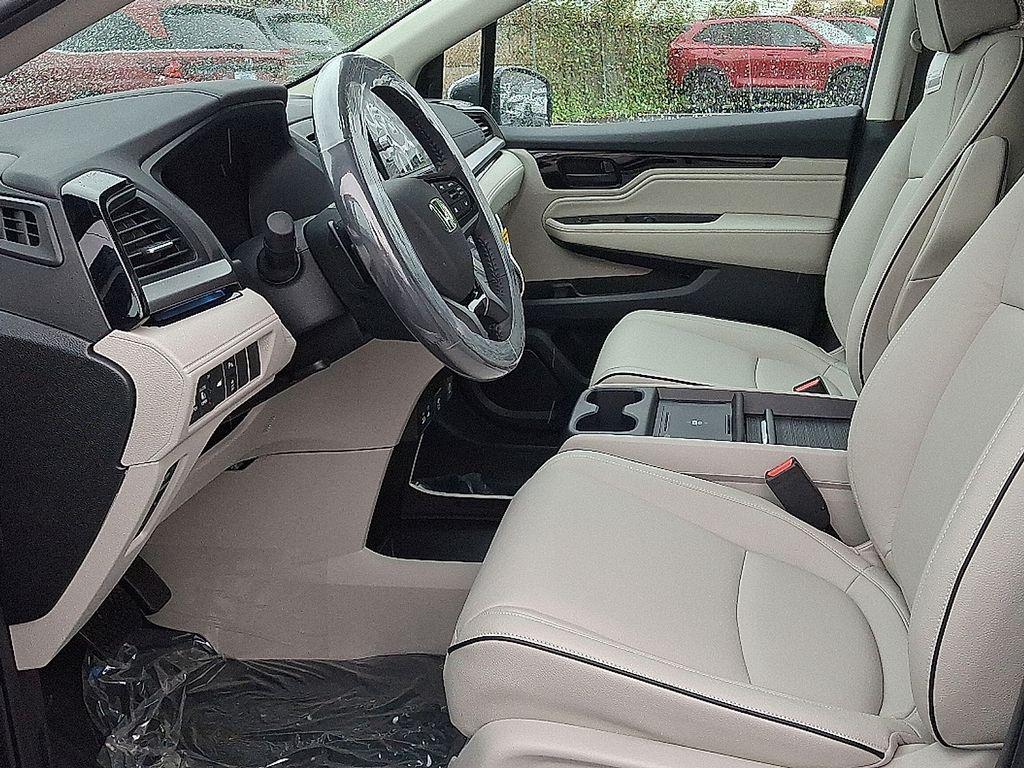 new 2026 Honda Odyssey car, priced at $48,990