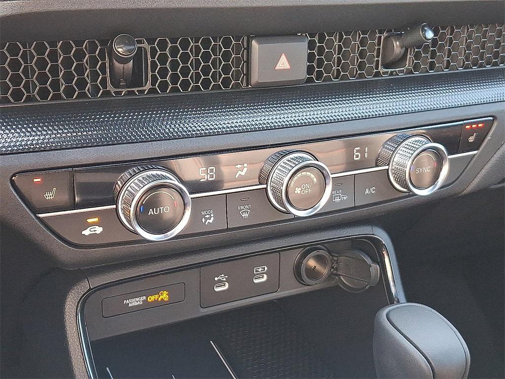 new 2026 Honda CR-V Hybrid car, priced at $41,675