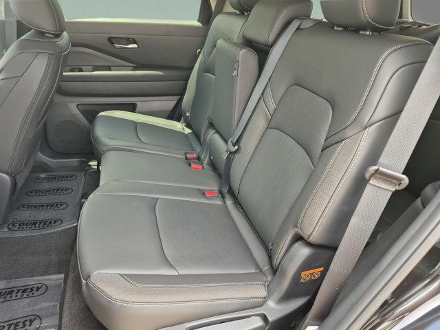 new 2026 Nissan Pathfinder car, priced at $42,086