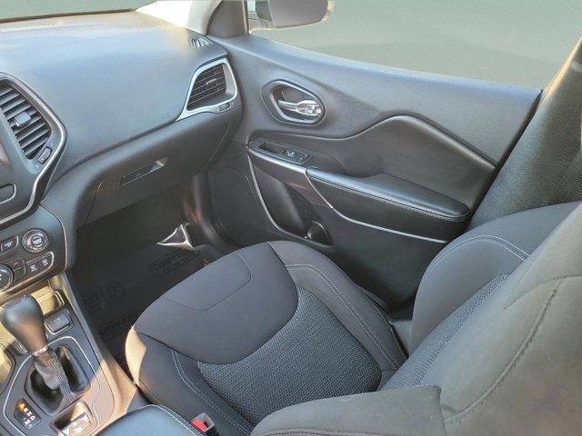 used 2019 Jeep Cherokee car, priced at $8,674