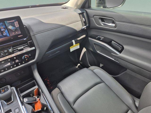 new 2026 Nissan Pathfinder car, priced at $43,002