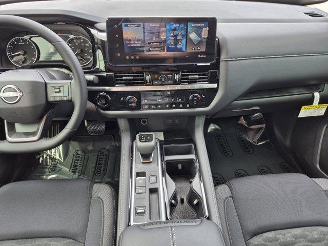 new 2026 Nissan Pathfinder car, priced at $39,572