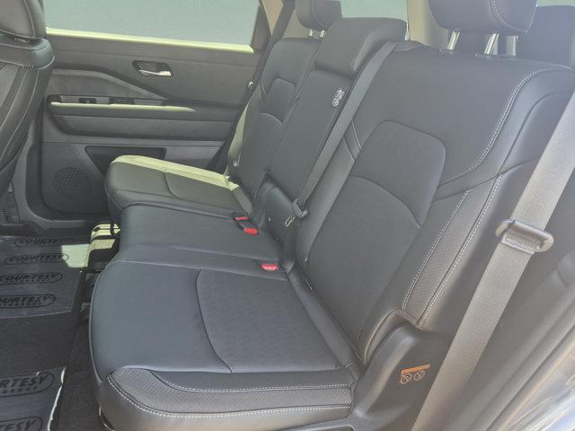 new 2026 Nissan Pathfinder car, priced at $42,086