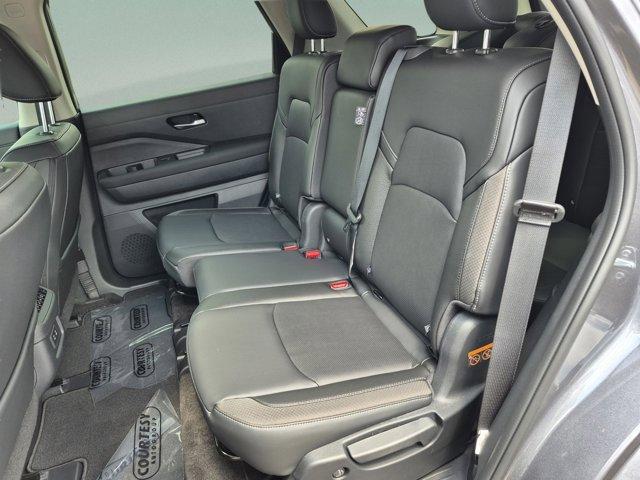 new 2026 Nissan Pathfinder car, priced at $42,916