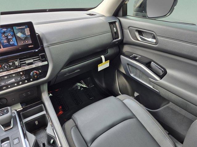 new 2026 Nissan Pathfinder car, priced at $42,916