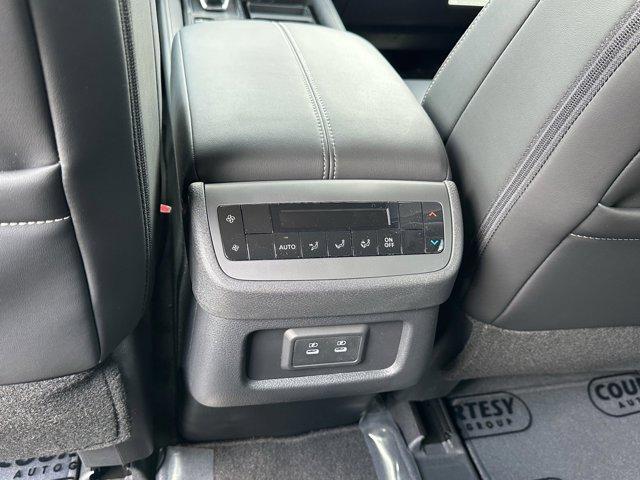 new 2026 Nissan Pathfinder car, priced at $40,700
