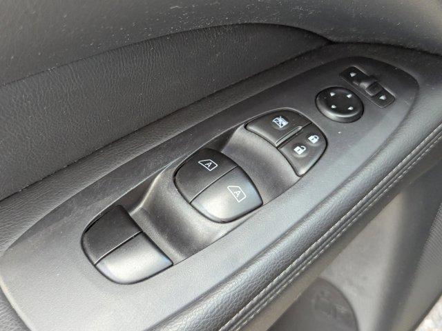 used 2020 Nissan Pathfinder car, priced at $18,552